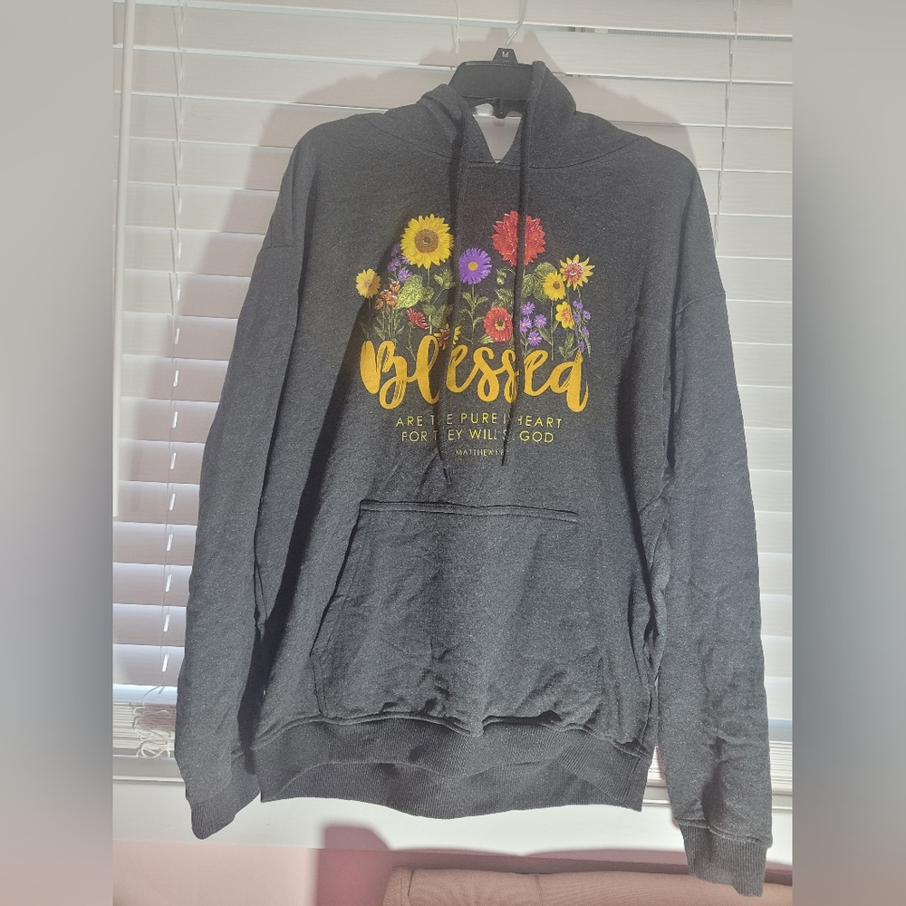 Blessed sweatshirt size XL